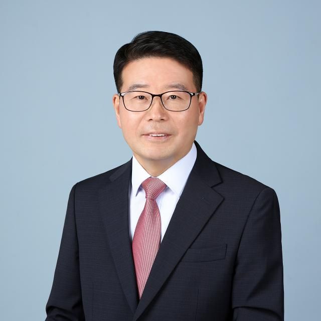 윤오준 전 국정원 차장 사진법무법인 율촌