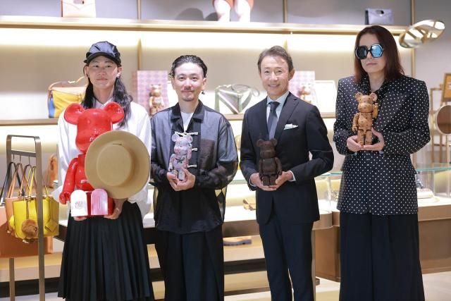 2일 오전 서울 강남구 MCM HAUS에서 열린 BERBRICK in MCM Wonderland 전시 개최 기념 기자간담회에서 아티스트들이 참석해 포즈를 취하고 있다 사진 왼쪽부터 노부키 히즈메NOBUKI HIZUME 켄 야시키ken yashiki 이사오 우에하라Isao Uehara 일본 전통 공예 브랜드 인덴야INDEN-YA Executive Director 타츠히코 류 아카시Tatsuhiko Ryu Akashi 메디콤토이MEDICOM TOY CEO 20250902사진유대길 기자 dbeorlf123ajunewscom