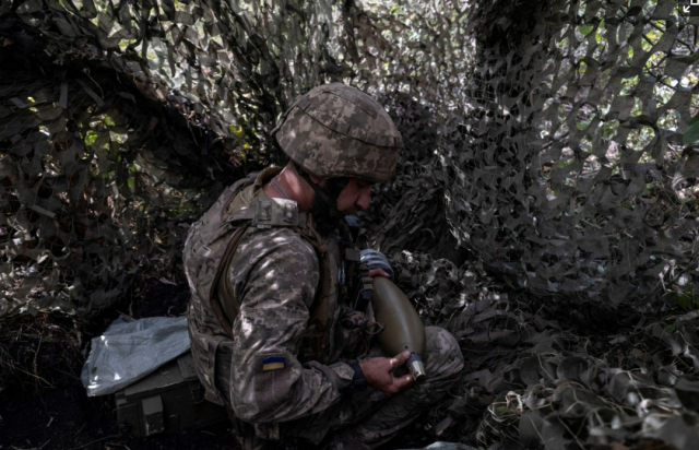 우크라이나 도네츠크 전방의 우크라이나 군인 사진연합뉴스 