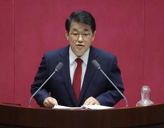 배준영 국민의힘 의원이 16일 외교·통일·안보에 관한 대정부 질문이 열리는 국회 본회의장에서 발언하고 있다 사진연합뉴스