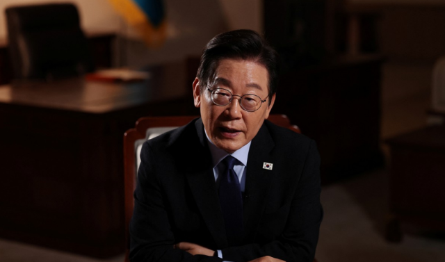 로이터와 인터뷰하는 이재명 대통령 로이터 연합뉴스