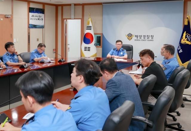 긴급 상황점검 회의하는 해양경찰청 사진 해양경찰청 제공