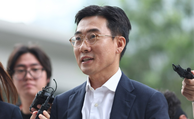 조영탁 IMS모빌리티 대표가 지난달 20일 조사를 받기 위해 김건희 여사 관련 의혹을 수사하는 민중기 특별검사팀으로 출석하고 있다 사진연합뉴스