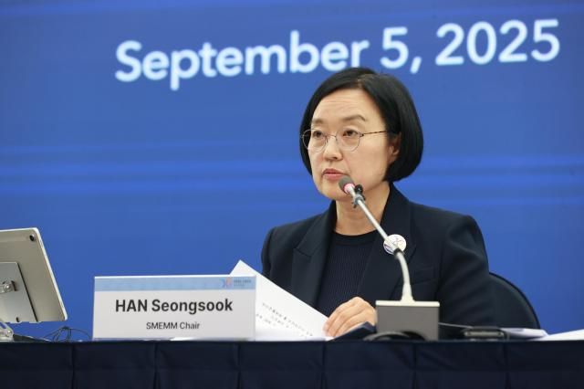 한성숙 중소벤처기업부 장관은 5일 제주국제컨벤션센터에서 열린 기자회견에서 APEC 중소기업 장관회의 성과를 발표하고 있다 사진중소벤처기업부