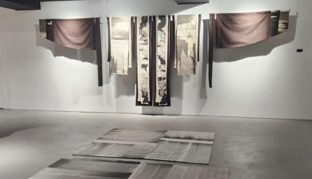 5일 서울 강남구 송지오 도산 플래그십 스토어 내 갤러리 느와에서 송다해 작가의 공존 GONGZONE 전시가 열리고 있다 사진조현미 기자