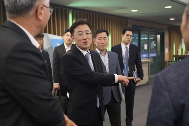 이진수 법무부차관이 인천공항을 방문해 점검에 나섰다 사진법무부