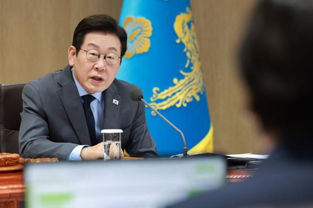 이재명 대통령이 9일 서울 용산 대통령실에서 열린 국무회의에서 발언하고 있다 사진연합뉴스