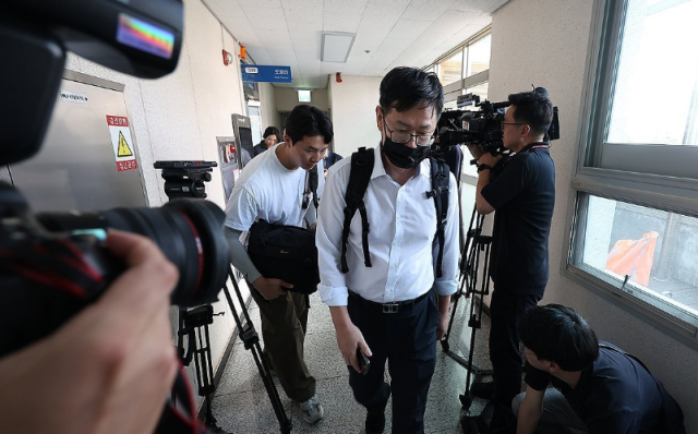 김건희 여사의 의혹들을 수사하는 민중기 특별검사팀이 지난해 8월 22일 양평고속도로 노선변경 의혹과 관련해 양평군청 등에 대한 압수수색에 나섰다 사진연합뉴스