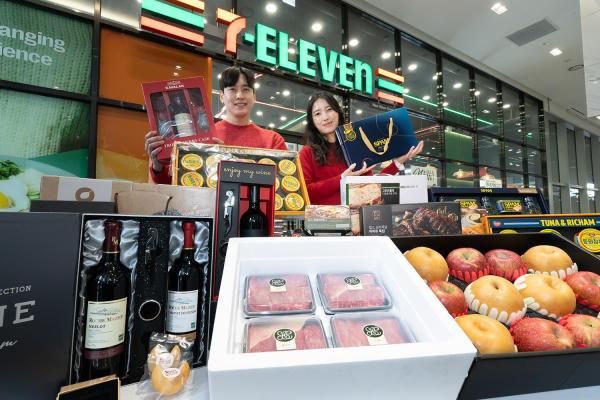 세븐일레븐 병오년 설 맞아 설 선물세트 선보여 사진세븐일레븐