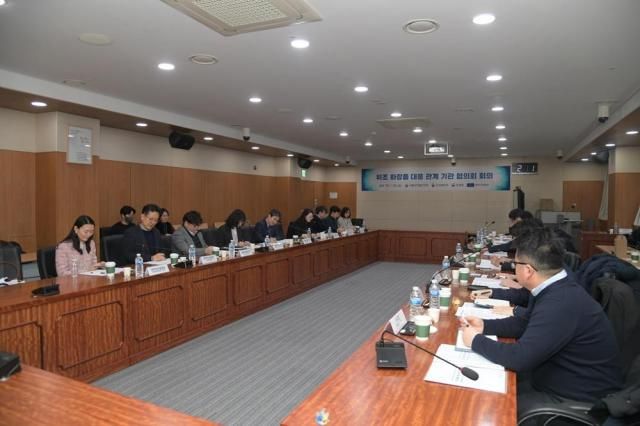 위조 화장품 대응 관계 기관 협의회 회의 사진지식재산처