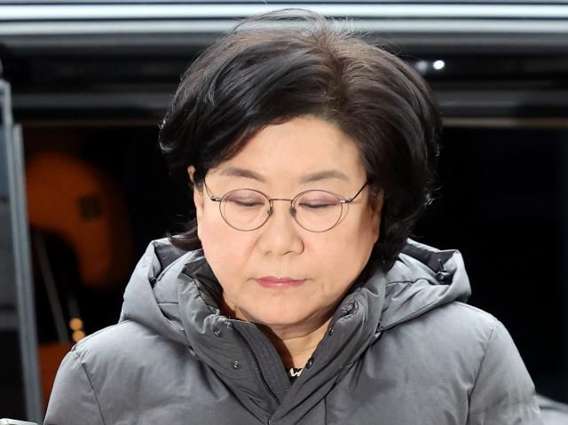 이재명 대통령이 25일 이혜훈 기획예산처 장관 후보자의 지명을 철회했다 사진은 지난 15일 서울 중구 예금보험공사에 마련된 인사청문회 준비 사무실로 출근하는 모습