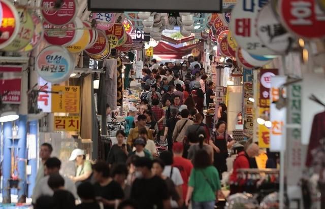 서울시내 전통시장 사진연합뉴스