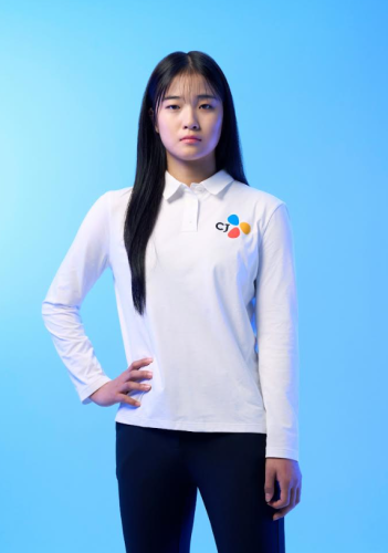 CJ가 후원하는 최가온이 밀라노·코르티나 동계올림픽 여자 스노보드 하프파이프 금메달을 획득했다 사진CJ