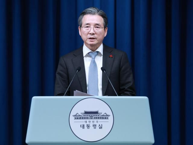 South Koreas presidential policy chief Kim Yong-beom speaks during a briefing held in Yongsan Jointed Press Corps