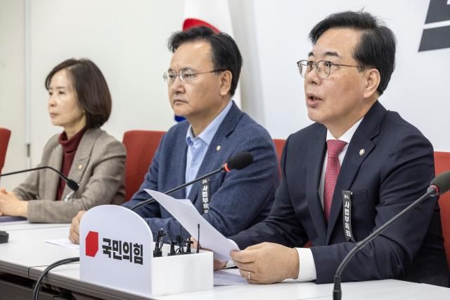 송언석 국민의힘 원내대표가 27일 국회에서 열린 기자 간담회에서 현안 관련 발언을 하고 있다 사진연합뉴스