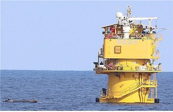 서해 한·중 잠정조치수역에 설치된 중국 구조물 사진연합뉴스