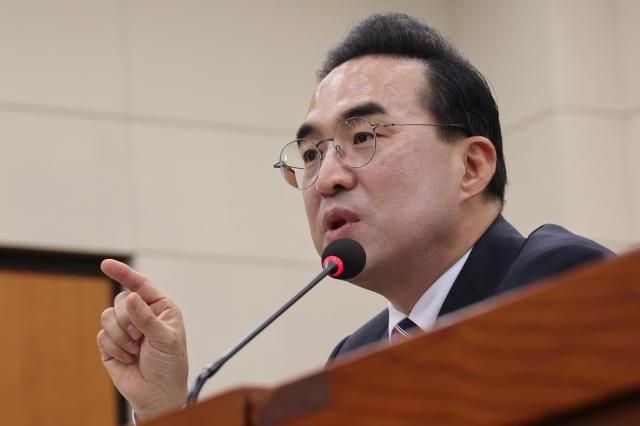 박홍근 기획예산처 장관 후보자가 23일 국회 재정경제기획위원회에서 열린 인사청문회에서 의원 질의에 답변하고 있다 사진연합뉴스