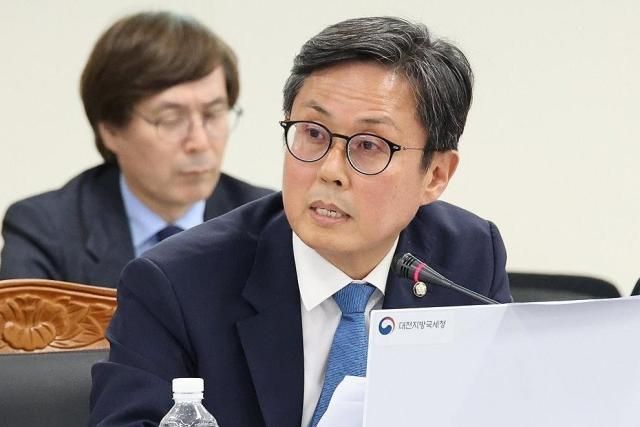 안도걸 더불어민주당 의원이 질의하고 있다 사진연합뉴스