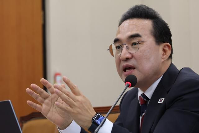 박홍근 기획예산처 장관 후보자가 23일 국회 재정경제기획위원회에서 열린 인사청문회에서 의원 질의에 답변하고 있다 사진연합뉴스