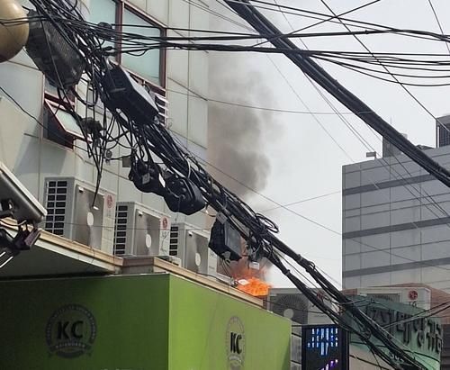 서울 종로구 귀금속거리에서 화재가 발생했다 사진연합뉴스