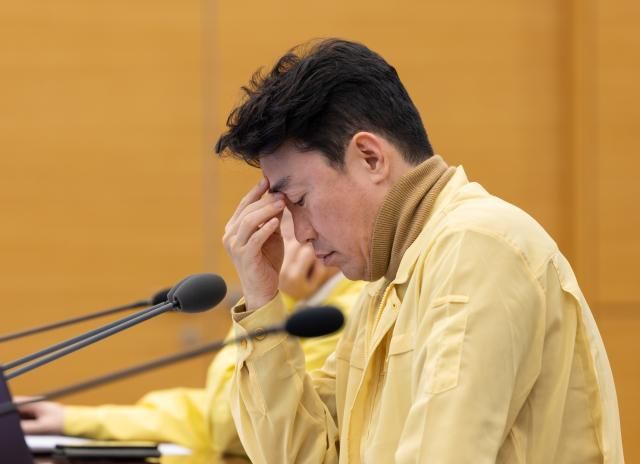 강훈식 대통령 비서실장이 지난 2일 청와대에서 주간업무회의를 주재하고 있다 사진연합뉴스