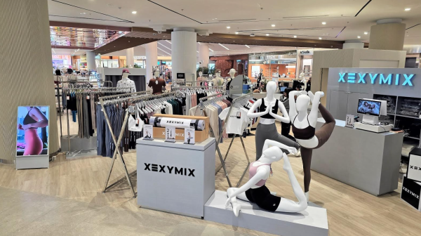 태국 센트럴 파크 쇼핑몰에 문을 연 젝시믹스 팝업 매장 전경 사진젝시믹스