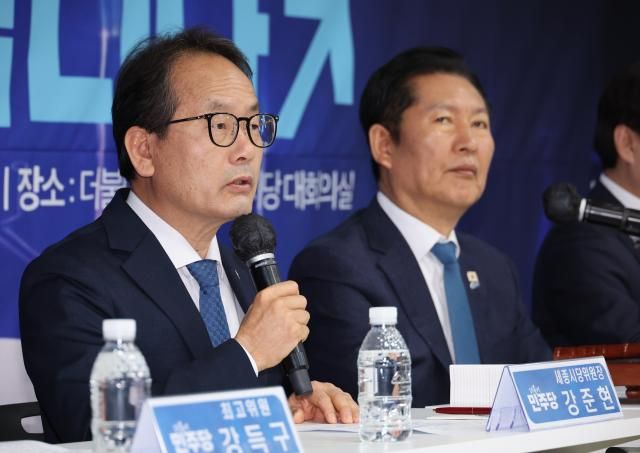 더불어민주당 강준현 세종시당위원장이 지난달 27일 세종시 아름동 민주당 세종시당에서 열린 현장 최고위원회의에서 발언하고 있다사진연합뉴스