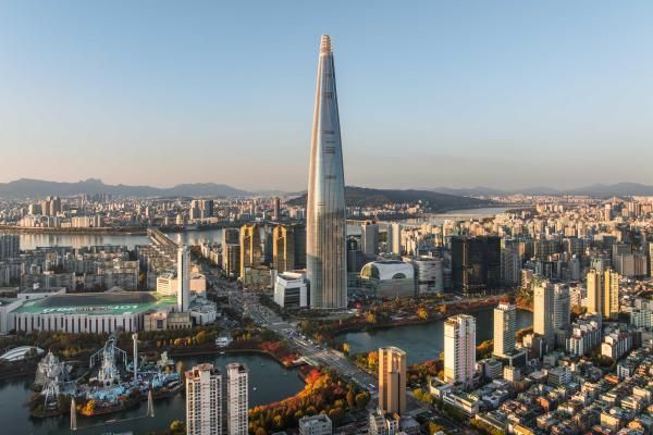 서울 송파구 롯데월드타워 전경 사진롯데