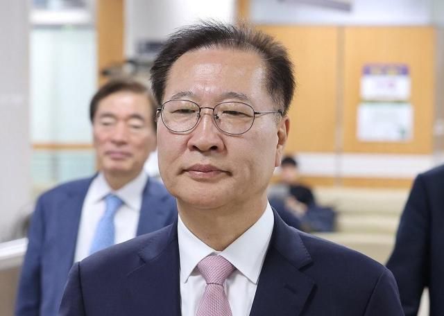 박성재 전 법무부 장관이 27일 서울 서초구 서울중앙지법에서 열린 1심 결심공판에 출석하고 있다 사진연합뉴스