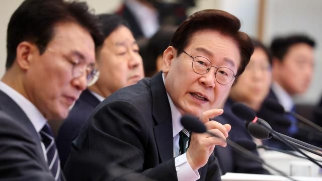 이재명 대통령이 28일 청와대에서 열린 국무회의 겸 비상경제점검회의에서 발언하고 있다 사진연합뉴스