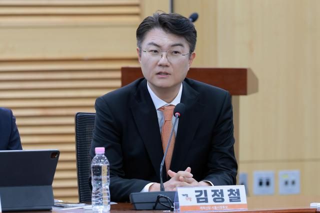 김정철 개혁신당서울시장 후보가 4일 오전 서울 여의도 국회 의원회관에서 사법내란 저지를 위한 수도권 광역단체장 후보자 긴급 연석회의에서 발언하고 있다 20260504사진유대길 기자 dbeorlf123ajunewscom