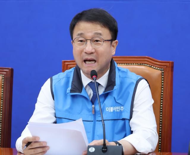 더불어민주당 한병도 원내대표가 21일 국회에서 열린 정책조정회의에서 발언하고 있다 2026521사진연합뉴스