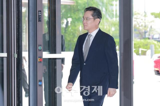 이재용 삼성전자 회장이 1일 오후 서울 중구 신라호텔에서 열린 2026 삼성호암상 시상식에 참석하고 있다 사진유대길 기자