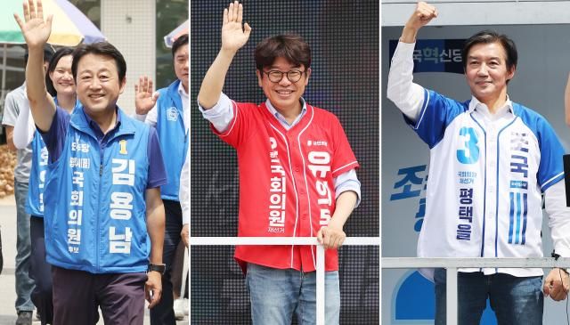 경기 평택을 국회의원 재선거에 출마한 김용남 더불어민주당 후보왼쪽부터 유의동 국민의힘 후보 조국 조국혁신당 후보가 지난 1일 경기도 평택시 안중시장에서 지지를 호소하고 있다 사진연합뉴스