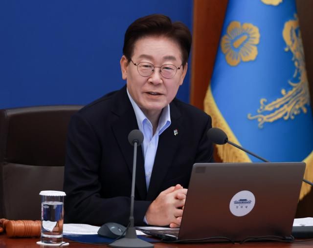 이재명 대통령 국무회의 발언 서울연합뉴스 한상균 기자 이재명 대통령이 23일 청와대에서 열린 국무회의 겸 비상경제점검회의에서 발언하고 있다 2026623 xyzynacokr2026-06-23 102000 저작권자 ⓒ ㈜연합뉴스 무단 전재 재배포 금지 AI 학습 및 활용 금지저작권자 ⓒ ㈜연합뉴스 무단 전재 재배포 금지 AI 학습 및 활용 금지