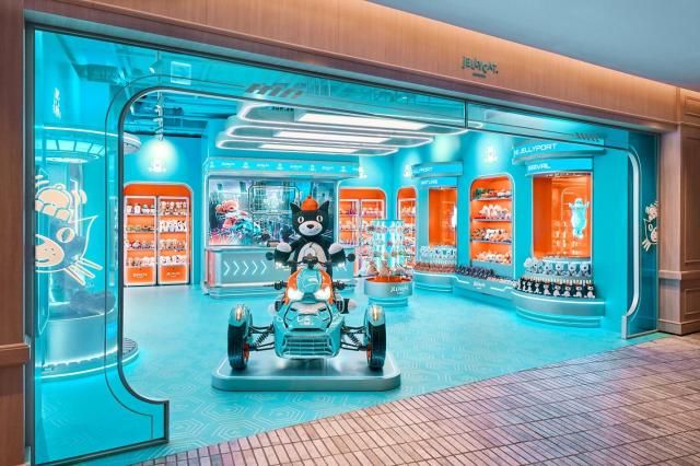 서울 여의도동 더현대 서울의 젤리캣 2075 AD 제너럴 스토어 영국 인형 브랜드 젤리캣의 첫 한국 매장으로 2075년 미래 도시를 주제로 꾸며졌다 사진젤리캣