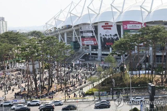 지난 4월 12일 그룹 BTS 공연이 열린 경기도 고양시 고양종합운동장 일대사진연합뉴스