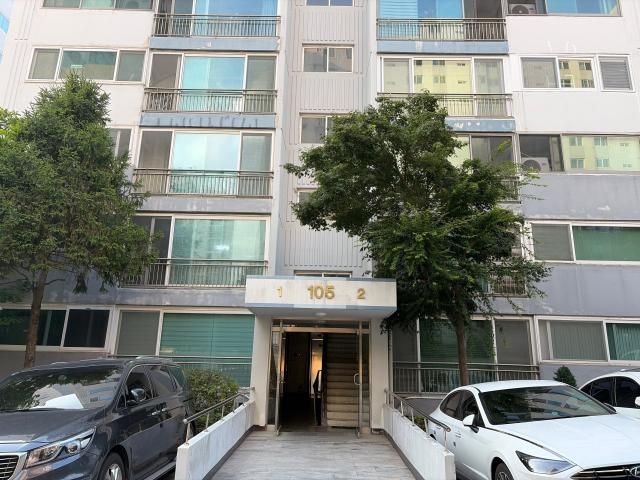 무악 청구아파트는 계단식 구조로 되어있다 사진이은별 기자