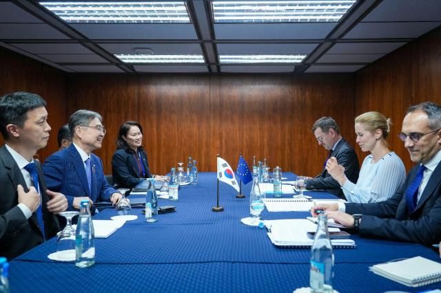 사진외교부