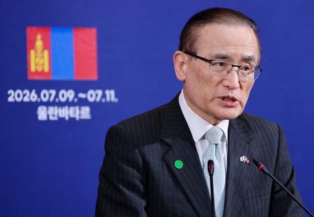 위성락 국가안보실장이 지난 7월 9일현지시간 몽골 울란바타르의 한국 기자단 프레스센터에서 이재명 대통령 몽골 국빈 방문 관련 브리핑을 하고 있다 사진연합뉴스