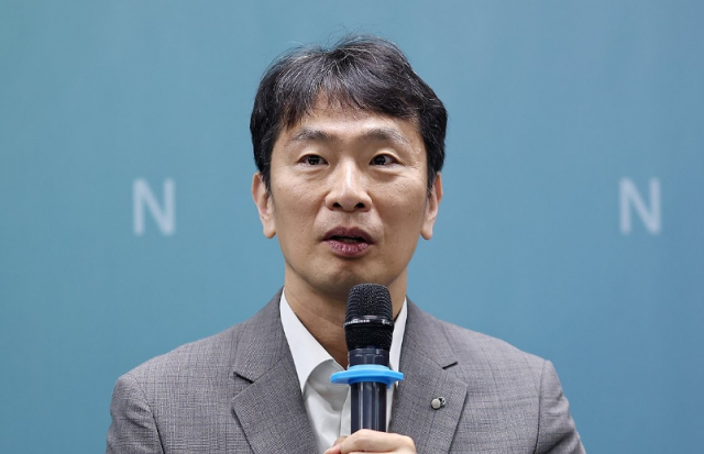 이복현 전 금융감독원장이 기업회생절차 개시법정관리를 신청한 종합편성채널 JTBC 등 중앙그룹 계열사 채권 투자자 사건의 변호를 맡았다 사진연합뉴스