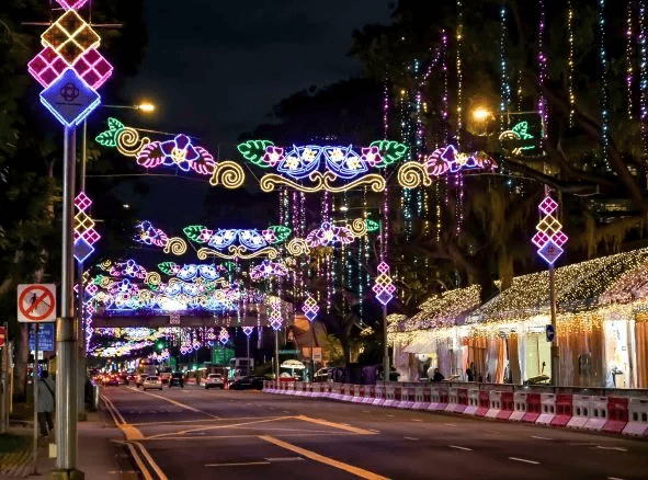 하리 라야 푸아사와 디왈리