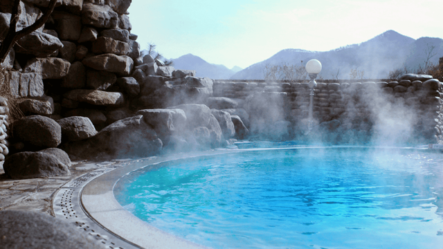 수안보파크호텔 도자기 전시실