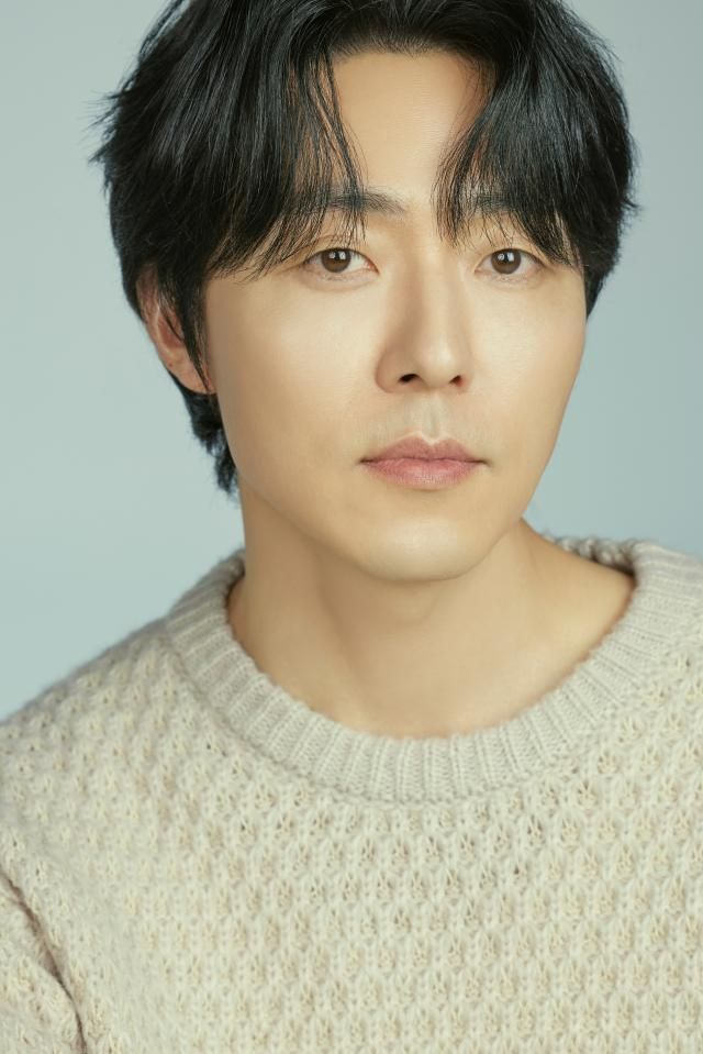 넷플릭스 당신이 죽였다 배우 이무생 사진에일리언컴퍼니