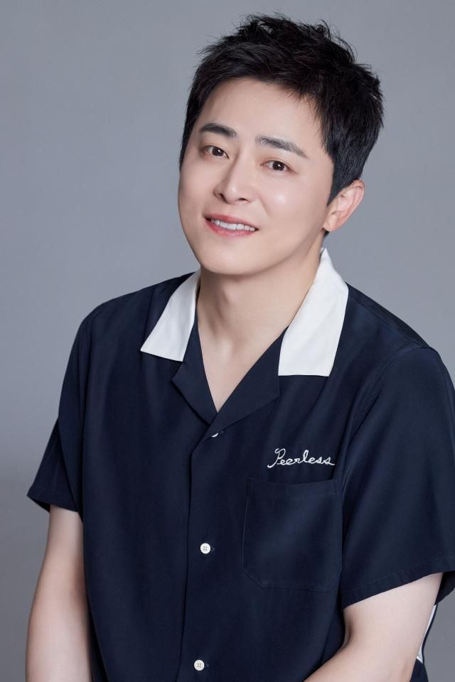 영화 좀비딸 배우 조정석 사진NEW