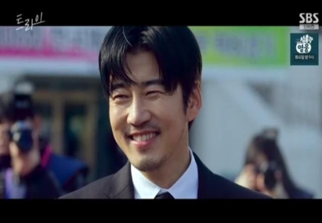 트라이 속 윤계상 사진SBS 트라이 방송화면