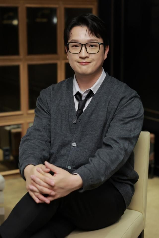 교생실습 김민하 감독 사진스튜디오 산타클로스엔터테인먼트