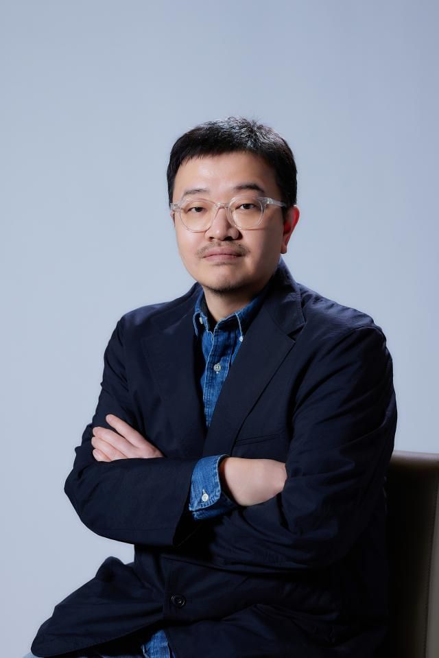 영화 군체 연상호 감독 사진쇼박스