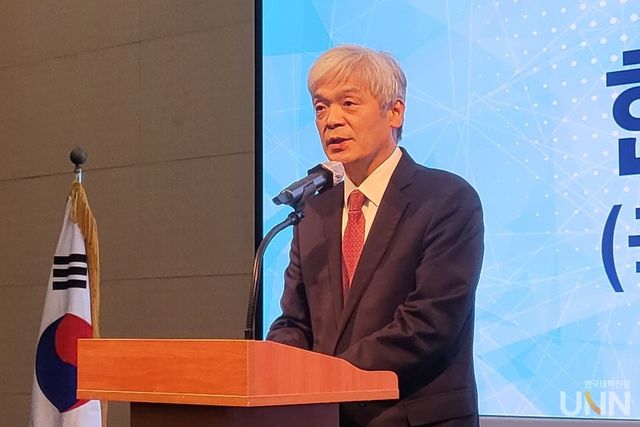 한상신 국립국제교육원장이 지난 28일 축사에서 앞으로 외국인 유학생 유치에서 전문대학 역할의 중요성이 더욱 커 질 것이라고 전망하고 있다. (사진=주지영 기자)