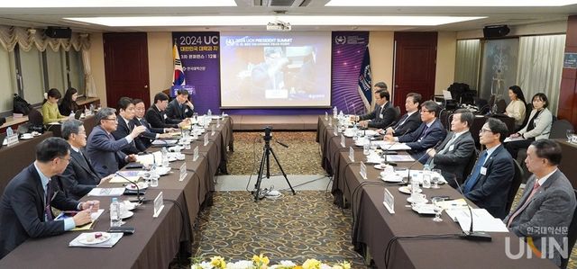 ‘2024 일반대 프레지던트 3차 서밋’에서 전호환 동명대 총장이 라이즈 관련 정책 제언을 이어가고 있다. (사진=한명섭 기자)